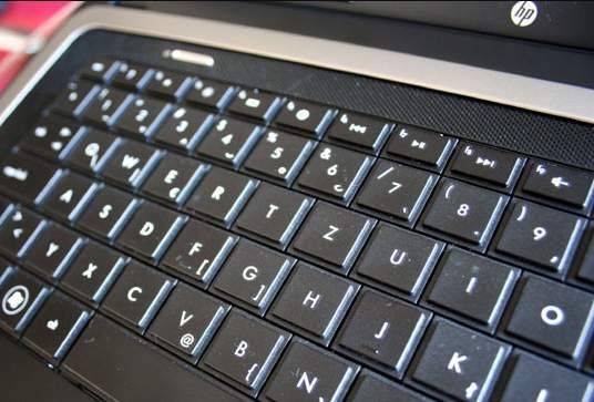 Krok za krokem Opravte problém s nefunkční klávesnicí notebooku HP